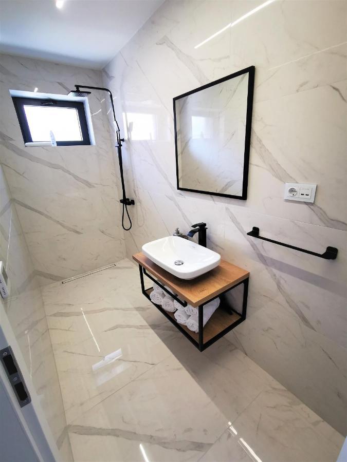 Spa Apartment Vito Vodice Exterior photo